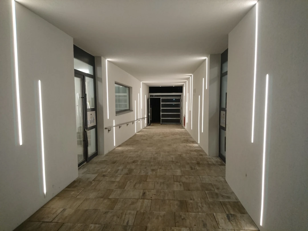 Oświetlenie — instalacja opraw